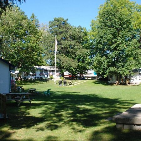 Bayfield River Cottage Colony Inc Bluewater Exterior foto